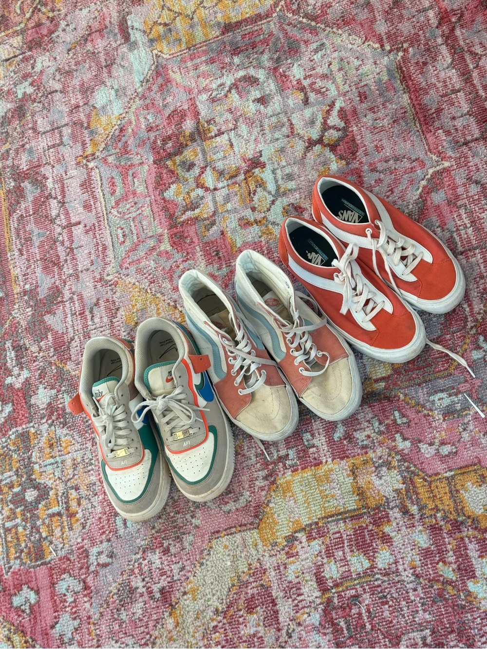Womenβs Used Sneaker Bundle - Size 10/11, Nike/Vans (THREE PAIRS)